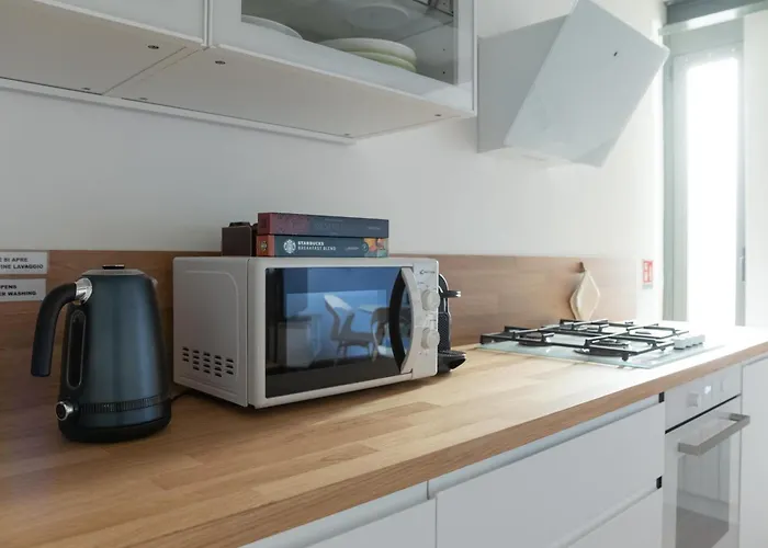 Mini Loft Torre San Vitale * Como